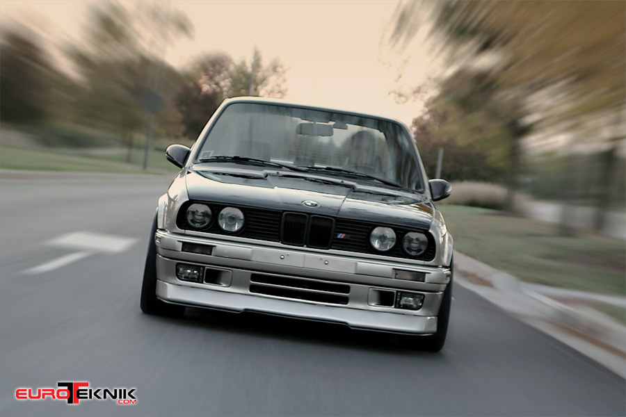 The golden e30 photoshoot thingy 56k go get something to eat